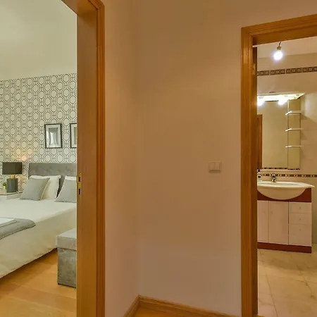 Daire Zentrale Wohnung In Lissabon