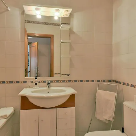 Zentrale Wohnung In Lissabon Apartamento
