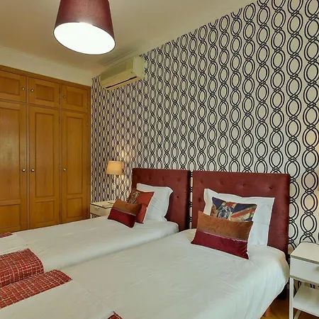 Studio Fuer 9 Personen Und 1 Kind In Lissabon, Regio De Costa De - B58348 Apartment Lisbon