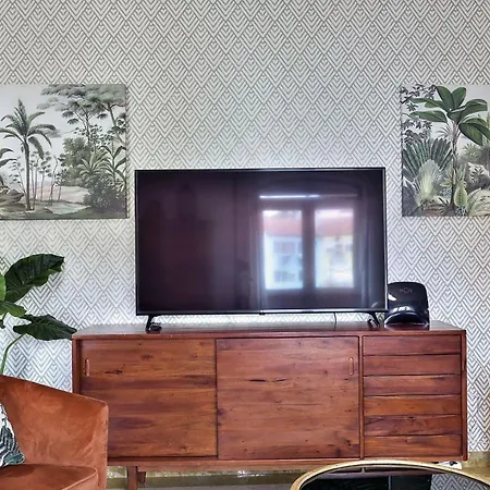 דירה Zentrale Wohnung In Lissabon ליסבון