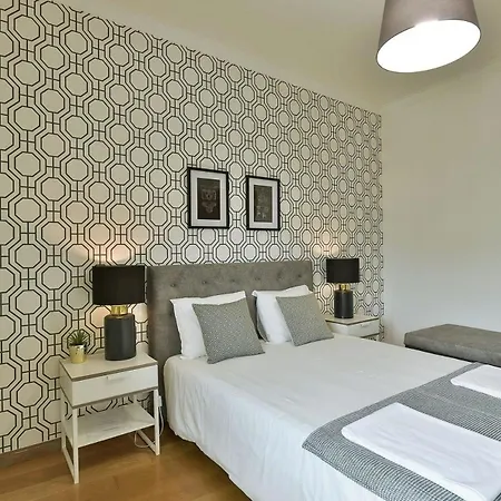 Studio Fuer 9 Personen Und 1 Kind In Lissabon, Regio De Costa De - B58348 Apartment Lisbon
